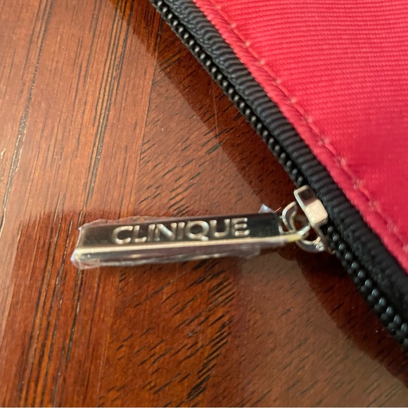 NWT Clinique Makeup Bag - Picture 5 of 7